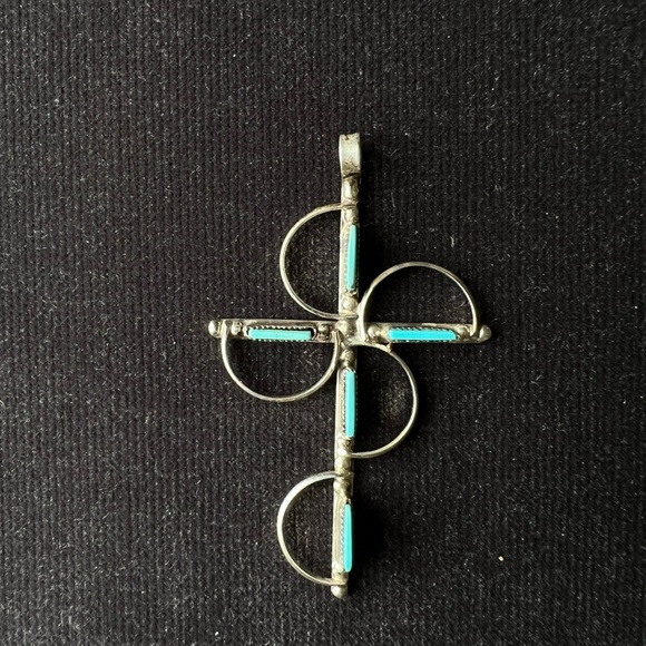 Zuni Petit Needle Point Turquoise Cross Pendant - Picture 1 of 4